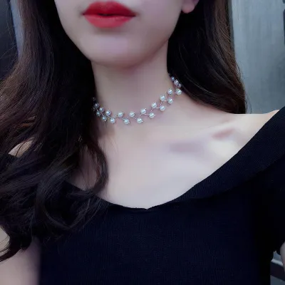 Elegant pearl choker necklace (1 pc)
